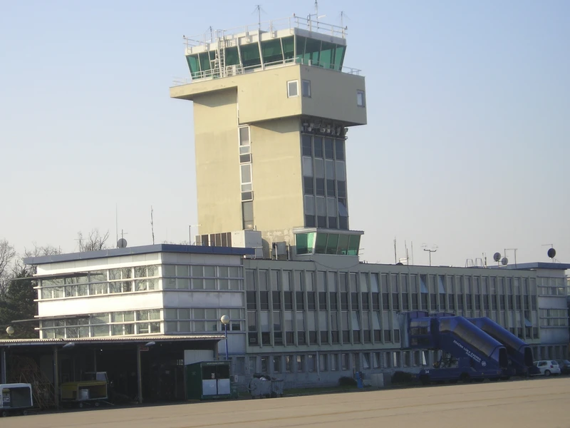 Torre de control del Aeropuerto de Zagreb.
